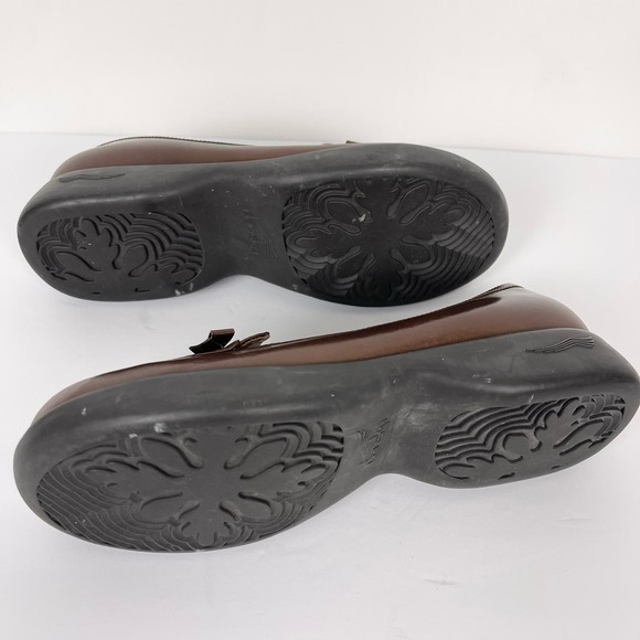 Dankso Danielle Womens EU 40 US 9.5 Brown Leather Loafers Bow Slip On Round Toe - Picture 9 of 10